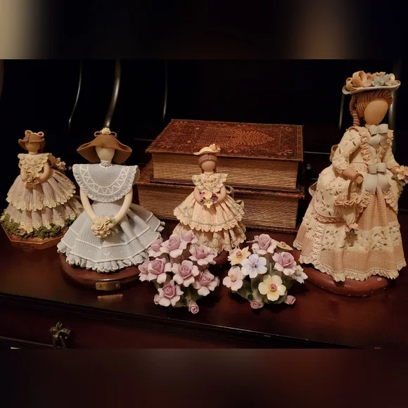 ANTIQUE FACELESS DOLLS HANDMADE DOMINICAN 🇩🇴 REPUBLIC FIGUERINES - Picture 6 of 10